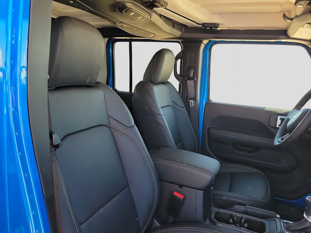 Thumbnail: 2026 Jeep Gladiator - 12