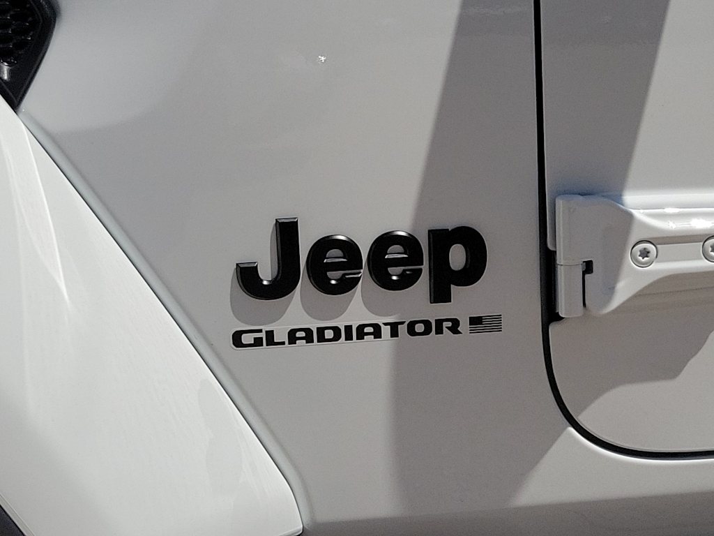 Thumbnail: 2026 Jeep Gladiator - 7
