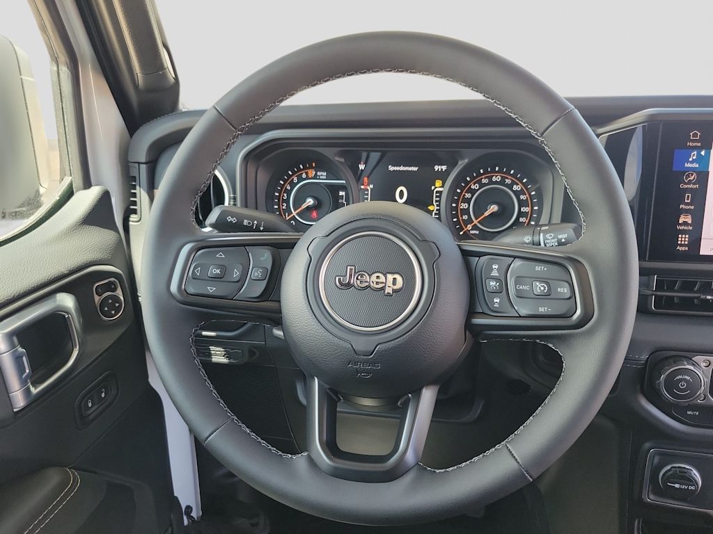Thumbnail: 2026 Jeep Gladiator - 13