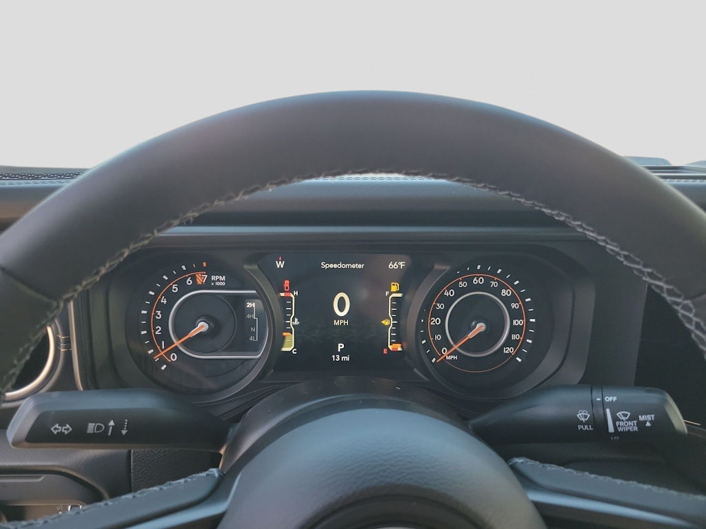 Thumbnail: 2026 Jeep Gladiator - 17