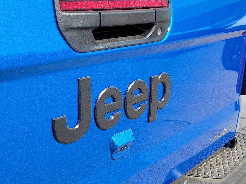 Thumbnail: 2026 Jeep Gladiator - 7
