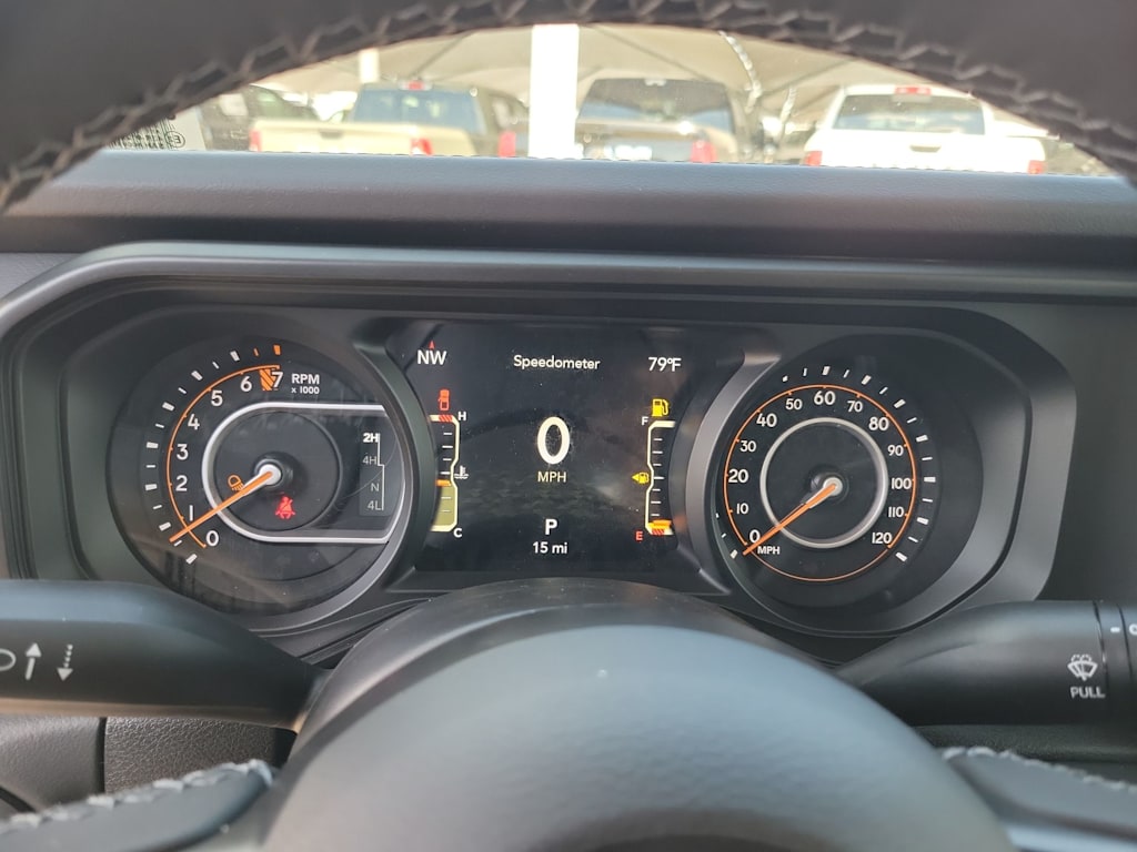 Thumbnail: 2025 Jeep Gladiator - 17