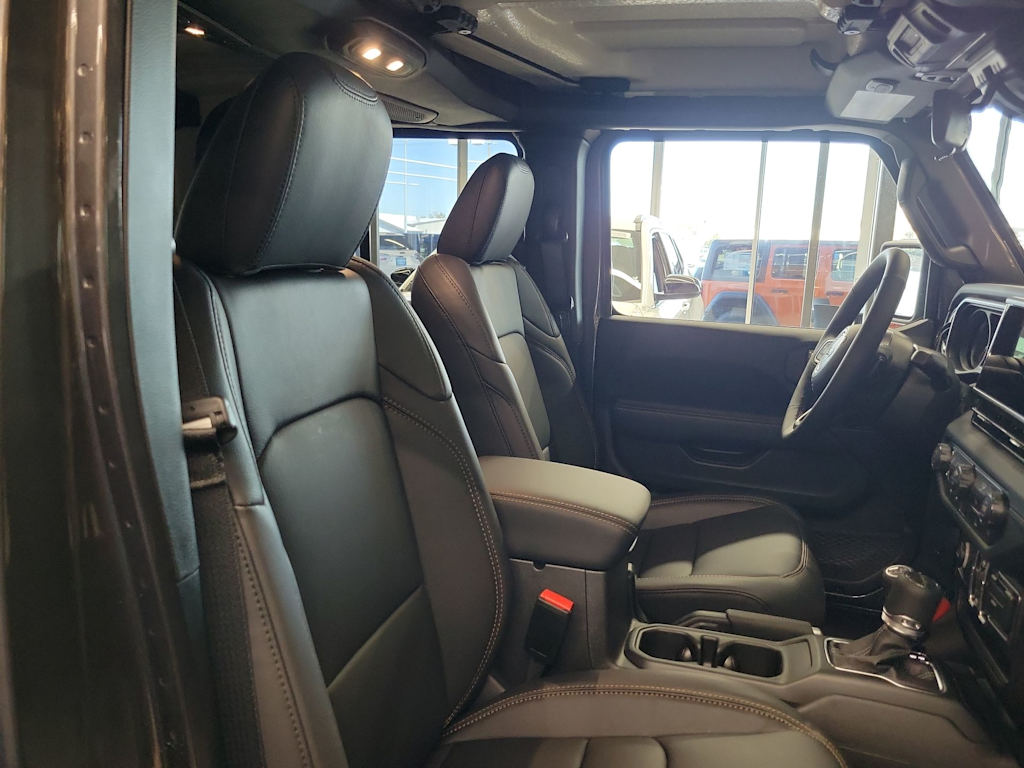 Thumbnail: 2025 Jeep Gladiator - 11