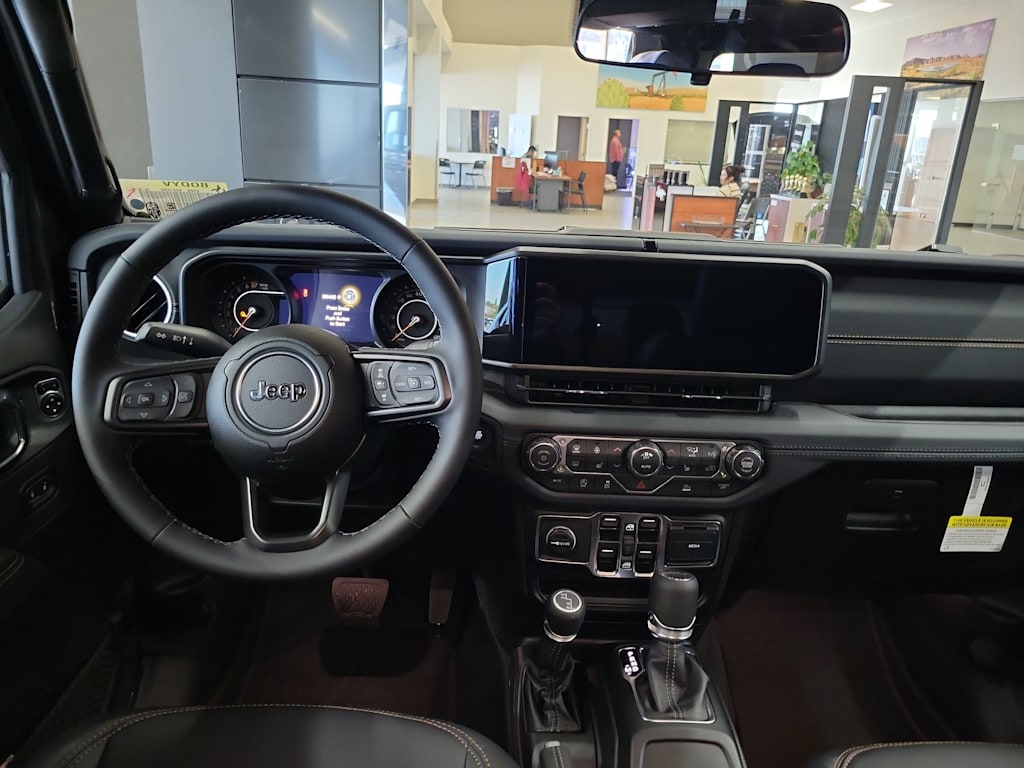 Thumbnail: 2025 Jeep Gladiator - 9