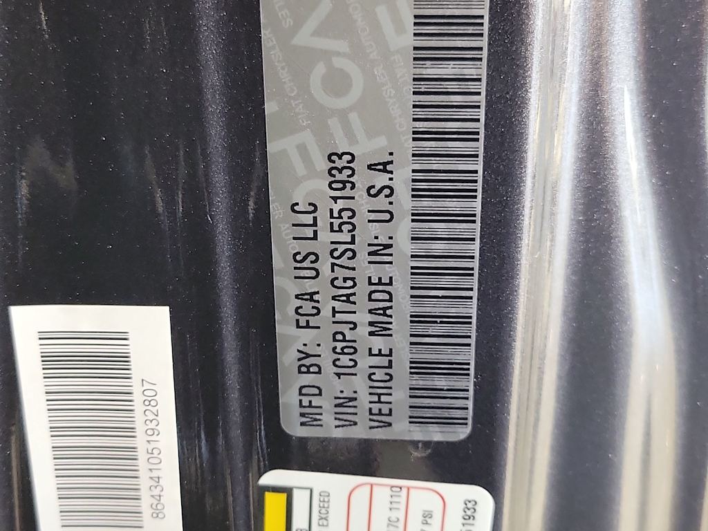 Thumbnail: 2025 Jeep Gladiator - 18