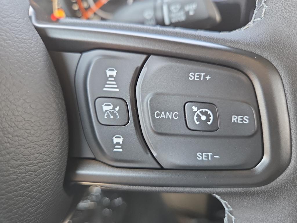 Thumbnail: 2026 Jeep Gladiator - 24