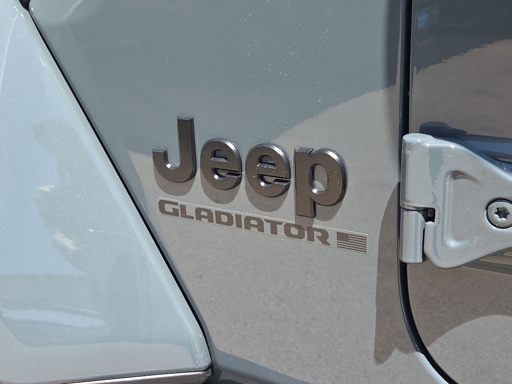 Thumbnail: 2026 Jeep Gladiator - 7