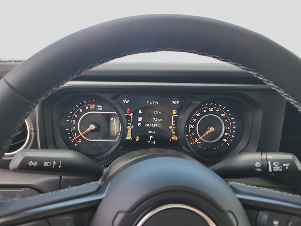 Thumbnail: 2026 Jeep Gladiator - 17