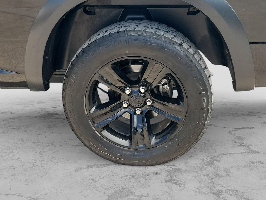 Thumbnail: 2024 RAM 1500 - 8