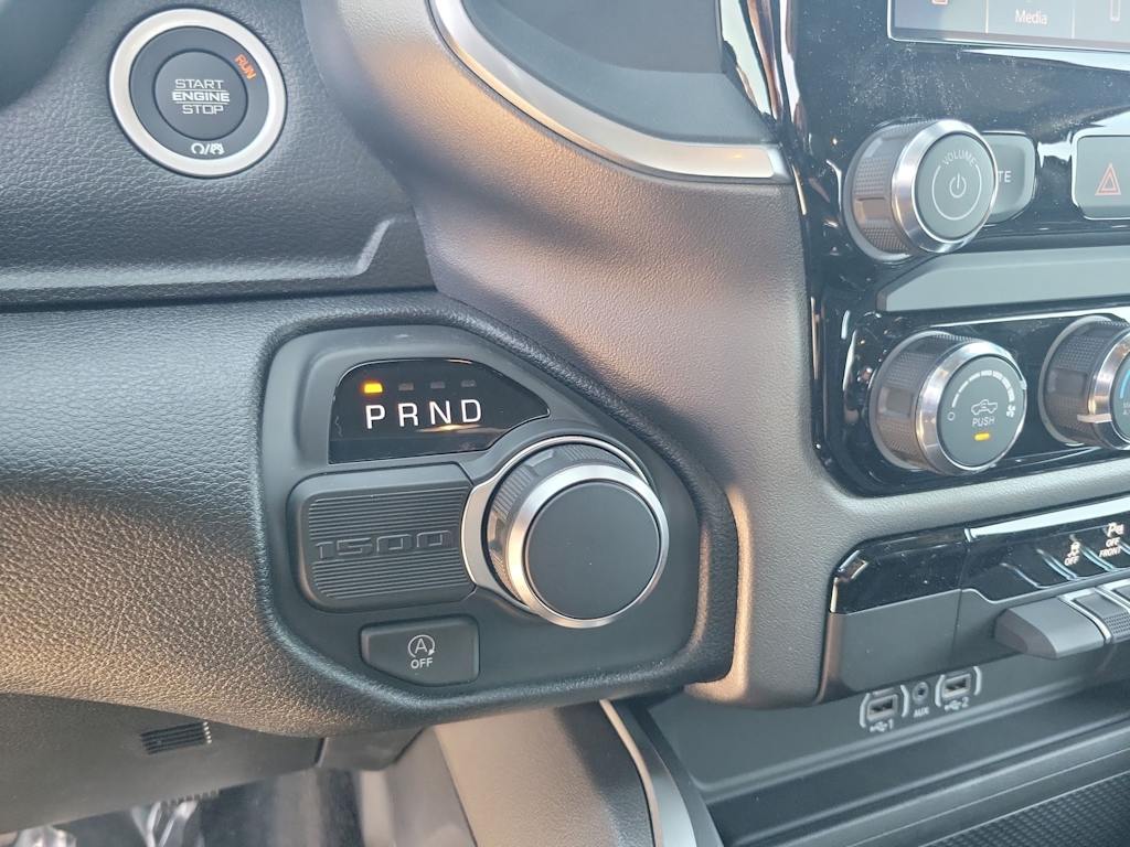 Thumbnail: 2026 RAM 1500 - 16
