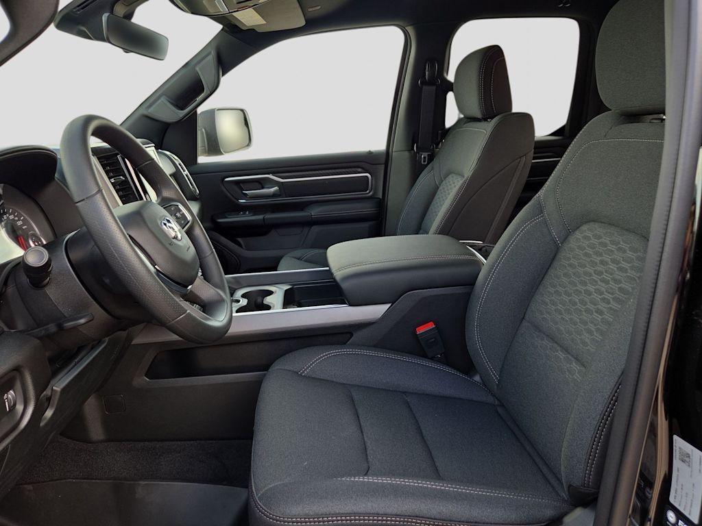 Thumbnail: 2026 RAM 1500 - 10
