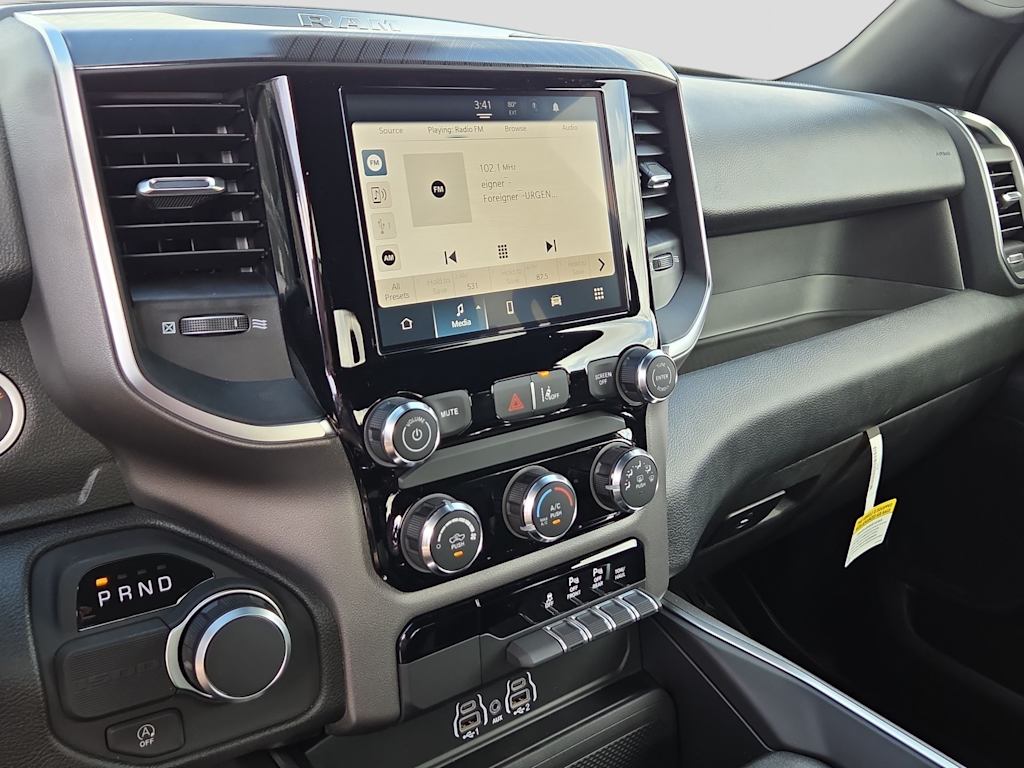 Thumbnail: 2026 RAM 1500 - 25