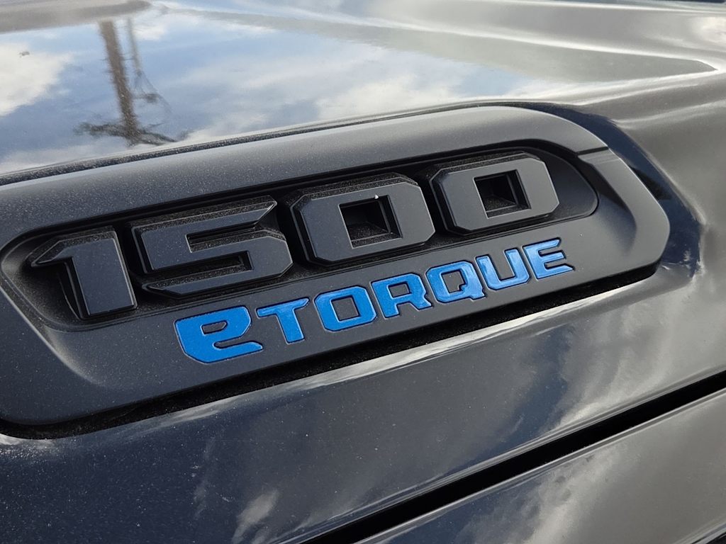 Thumbnail: 2026 RAM 1500 - 21