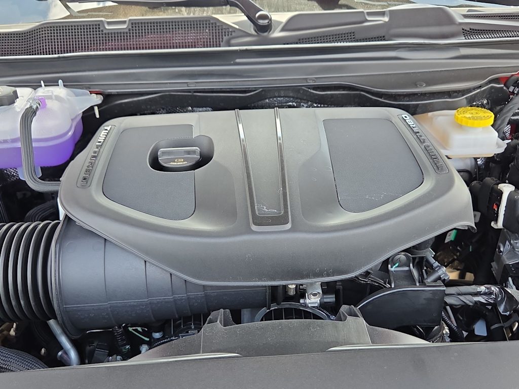 Thumbnail: 2026 RAM 1500 - 9