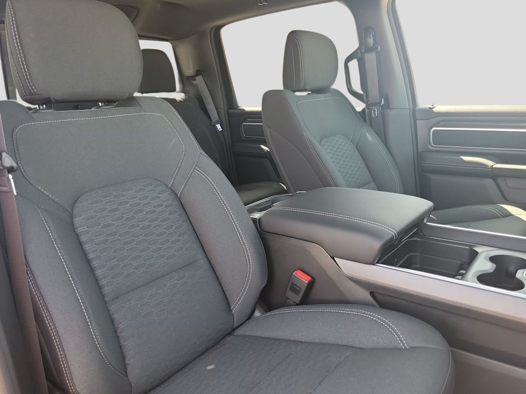 Thumbnail: 2026 RAM 1500 - 10