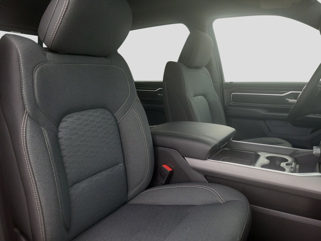 Thumbnail: 2026 RAM 1500 - 11