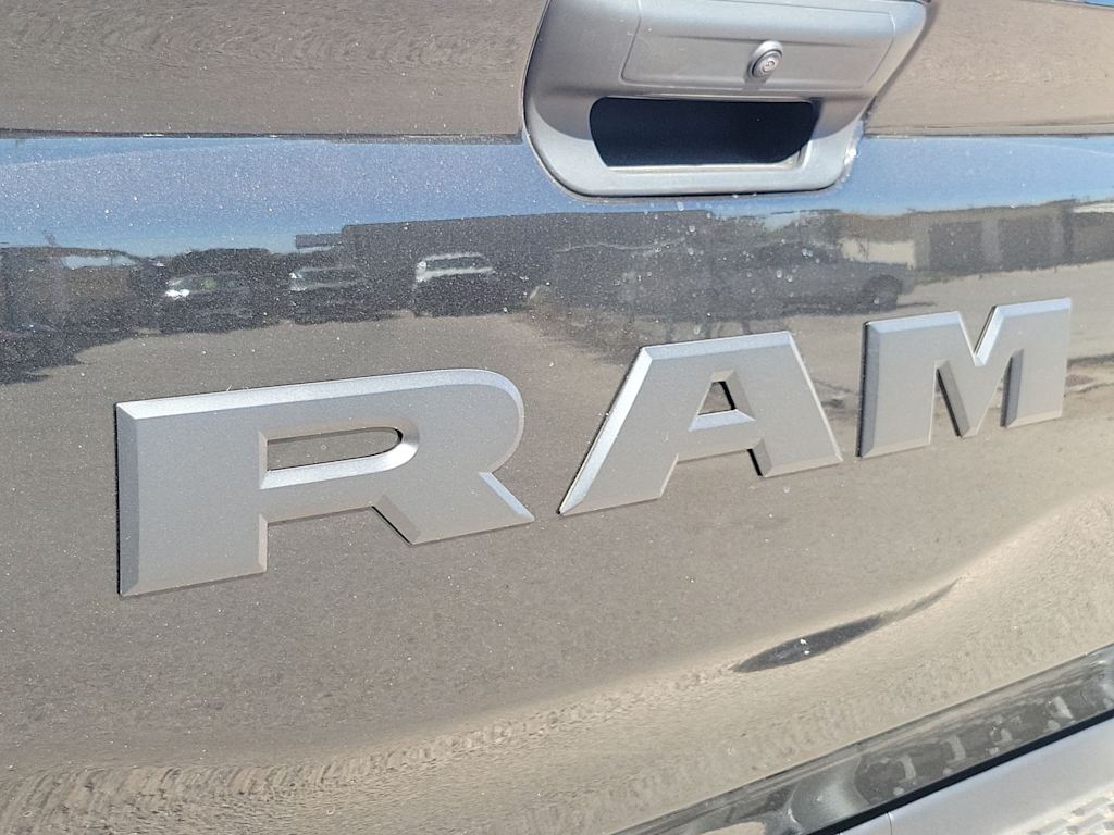 Thumbnail: 2026 RAM 1500 - 7