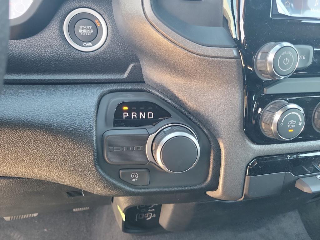 Thumbnail: 2026 RAM 1500 - 16