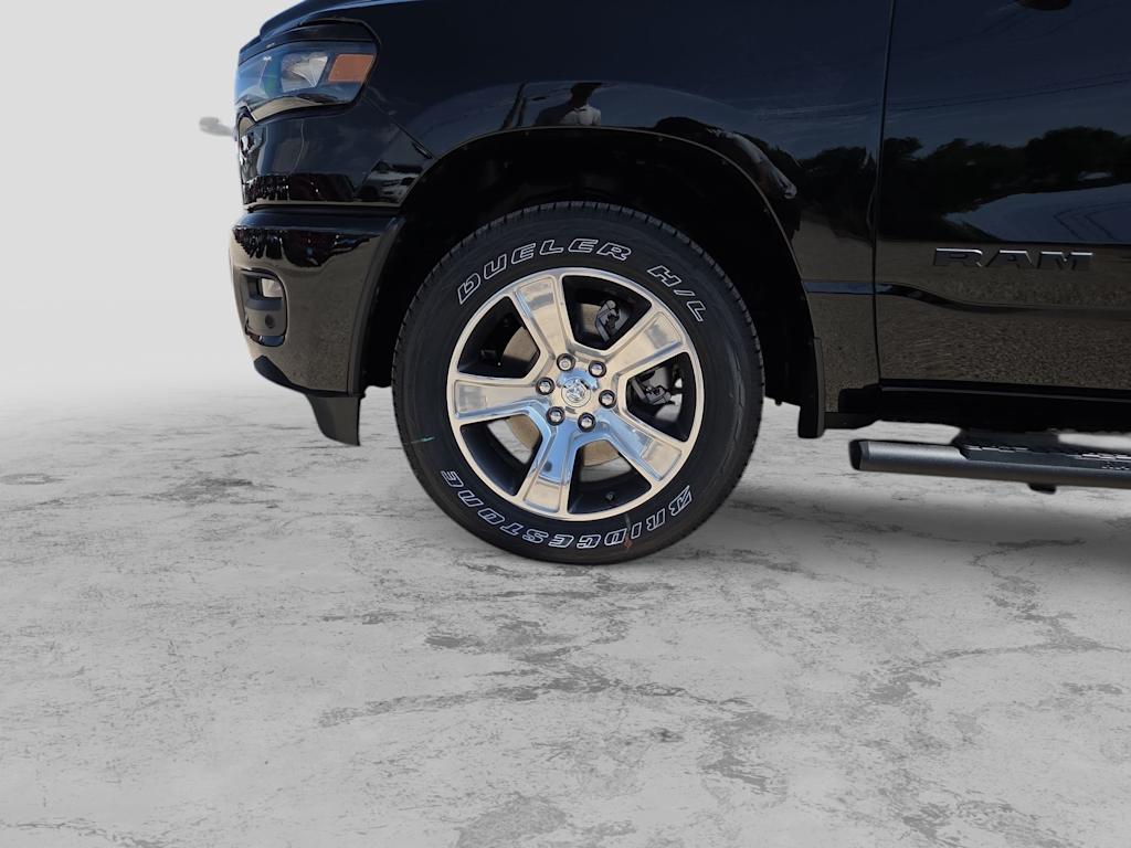 Thumbnail: 2026 RAM 1500 - 7