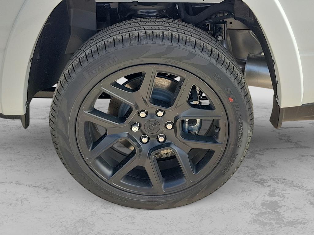 Thumbnail: 2026 RAM 1500 - 7