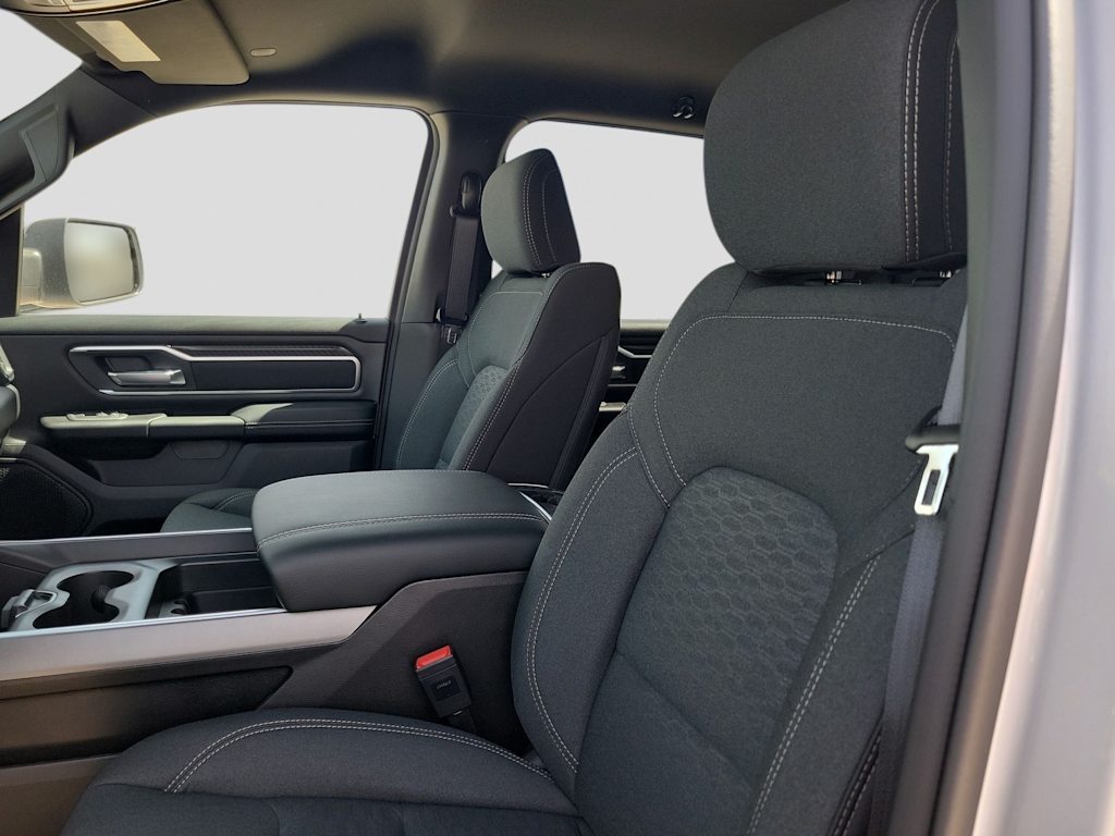 Thumbnail: 2026 RAM 1500 - 10