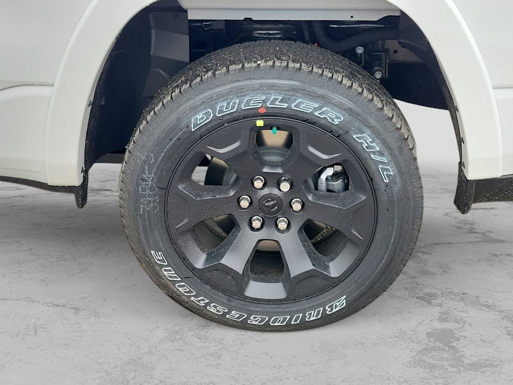 Thumbnail: 2026 RAM 1500 - 6