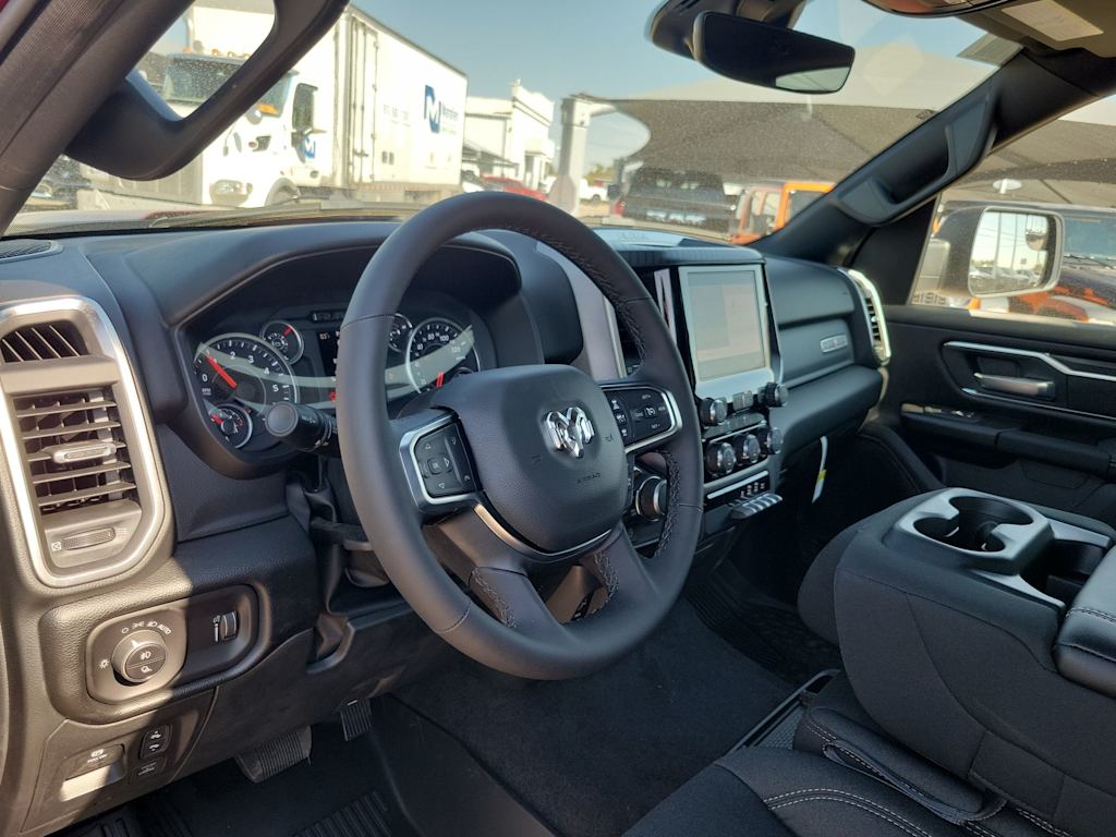 Thumbnail: 2025 RAM 1500 - 2