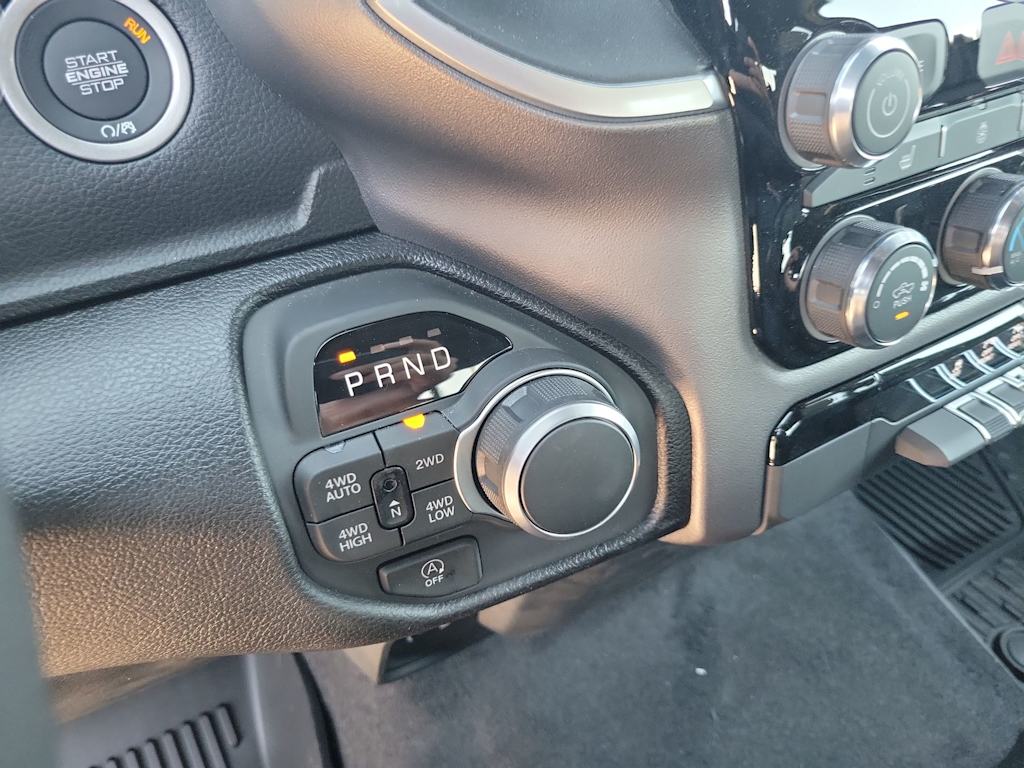 Thumbnail: 2025 RAM 1500 - 21