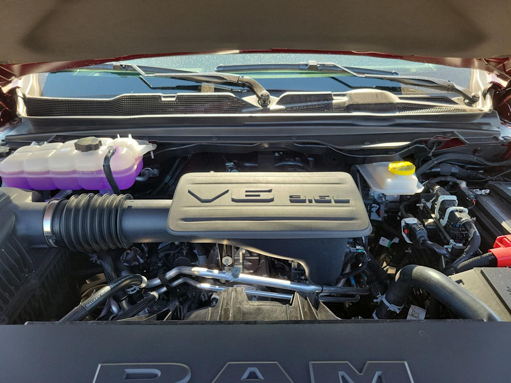 Thumbnail: 2025 RAM 1500 - 9
