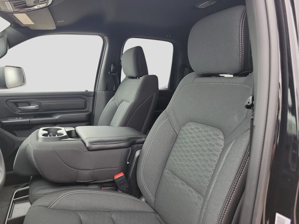 Thumbnail: 2026 RAM 1500 - 11