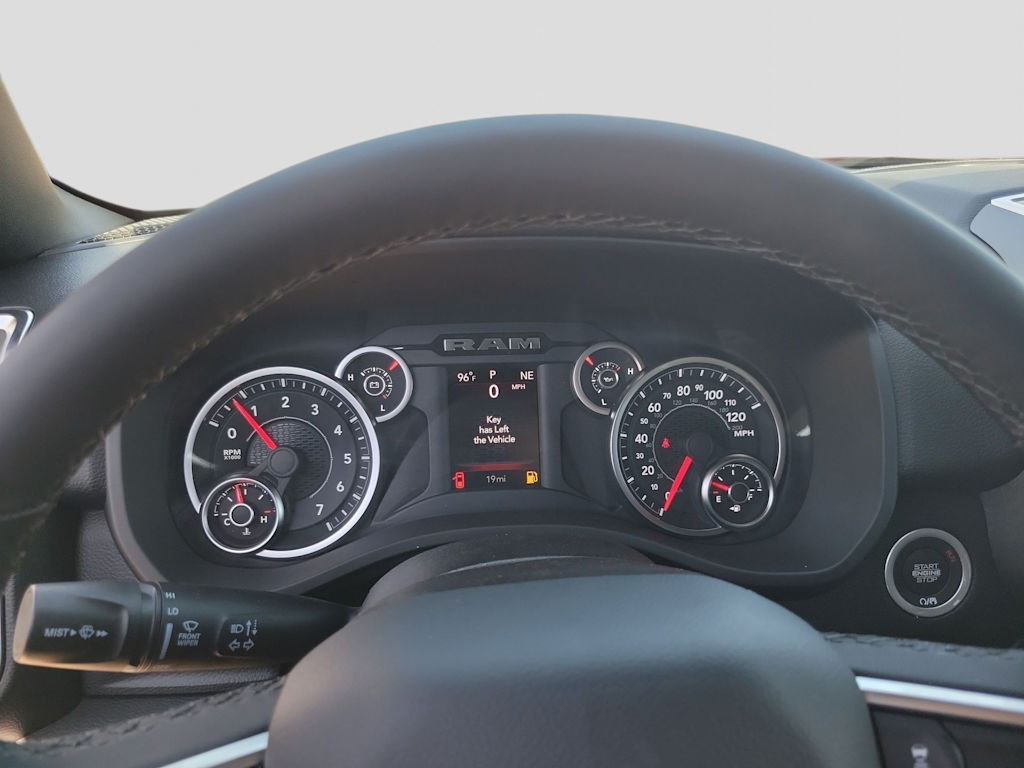 Thumbnail: 2026 RAM 1500 - 15