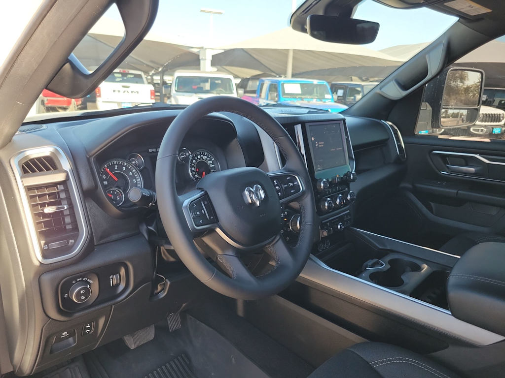 Thumbnail: 2025 RAM 1500 - 2