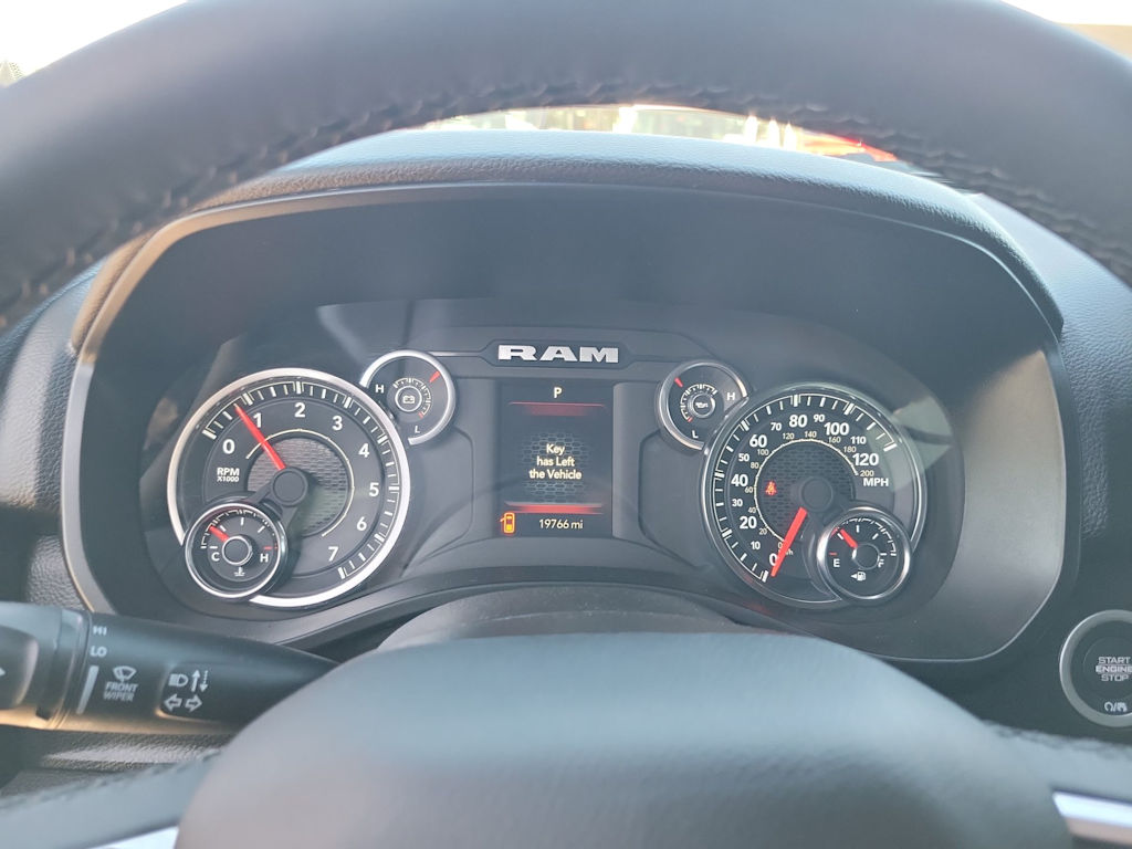 Thumbnail: 2025 RAM 1500 - 17