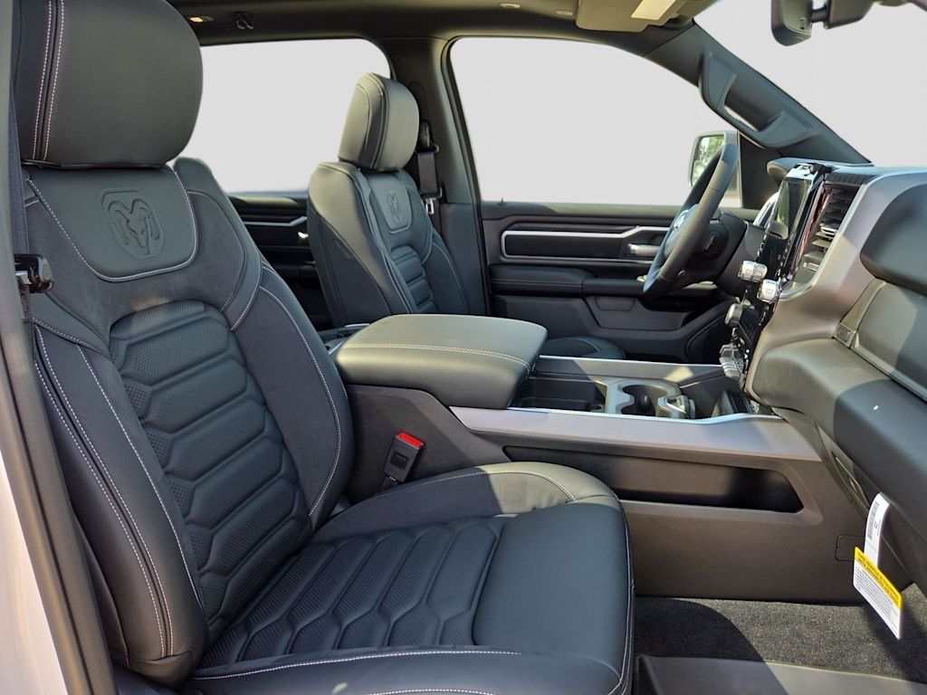 Thumbnail: 2026 RAM 1500 - 10