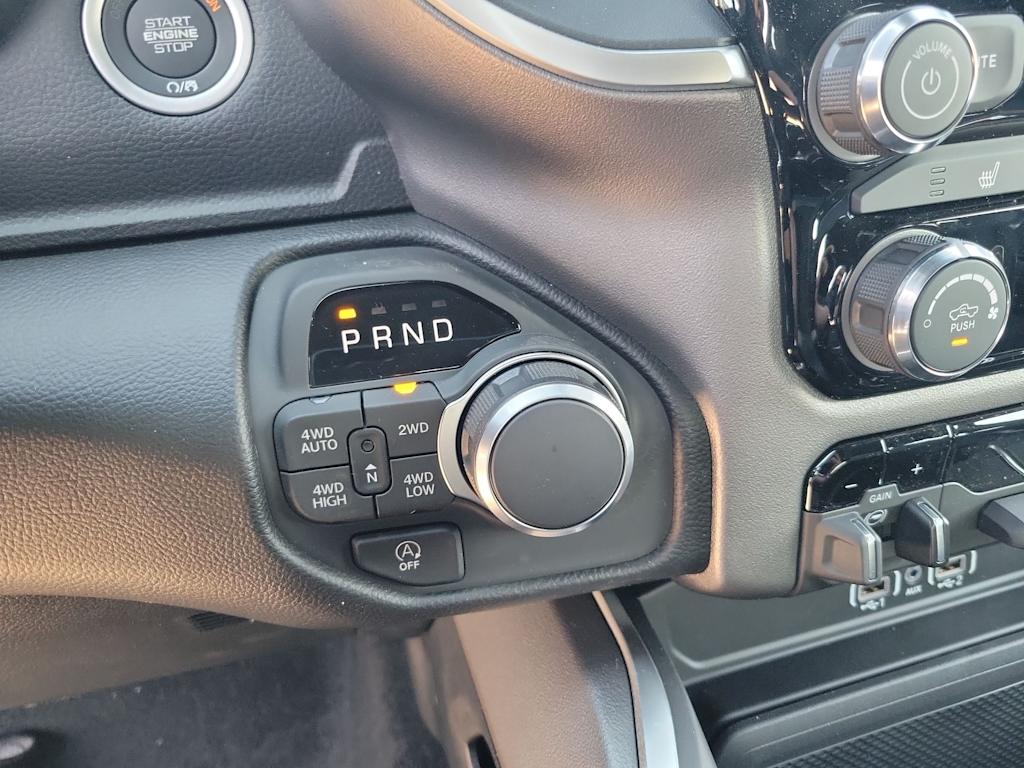 Thumbnail: 2026 RAM 1500 - 25