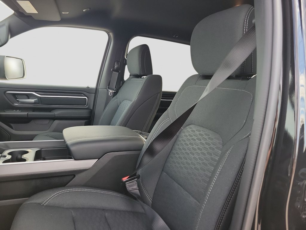 Thumbnail: 2026 RAM 1500 - 11