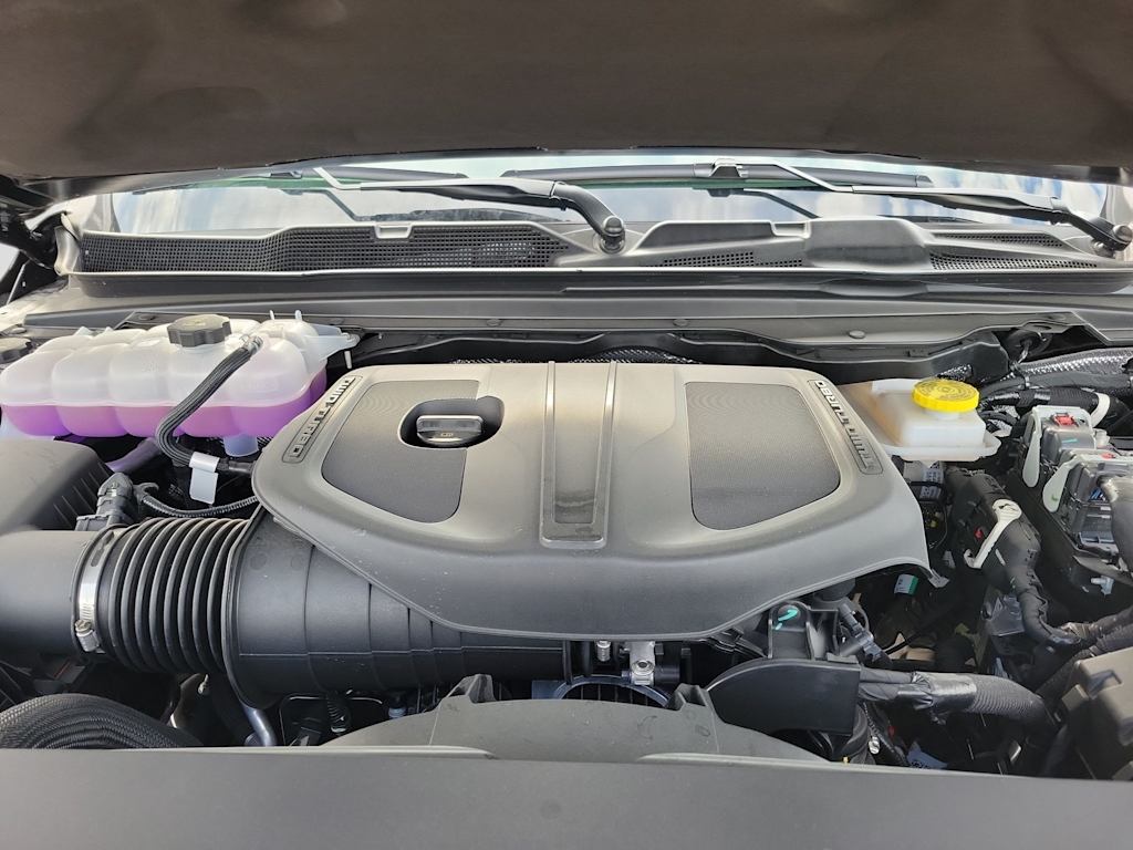 Thumbnail: 2026 RAM 1500 - 9
