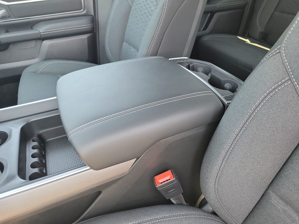 Thumbnail: 2026 RAM 1500 - 20