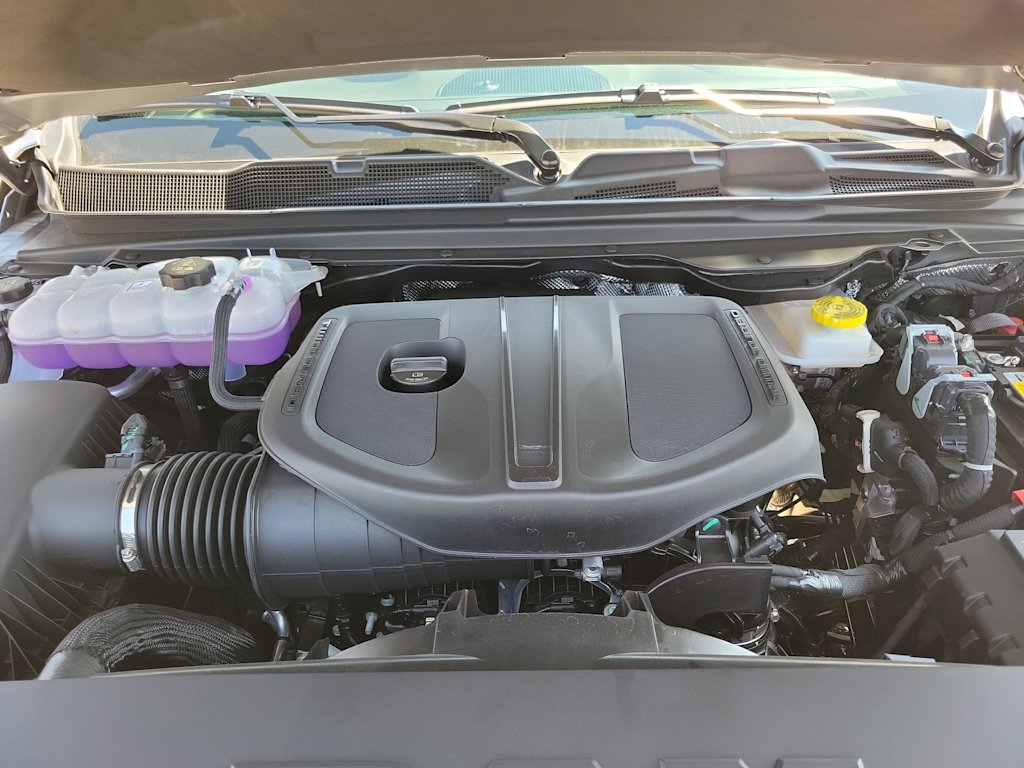 Thumbnail: 2026 RAM 1500 - 9