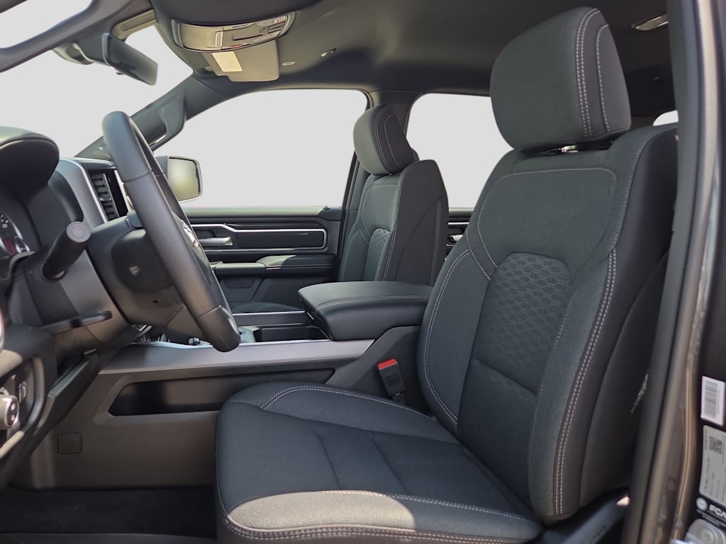 Thumbnail: 2026 RAM 1500 - 10