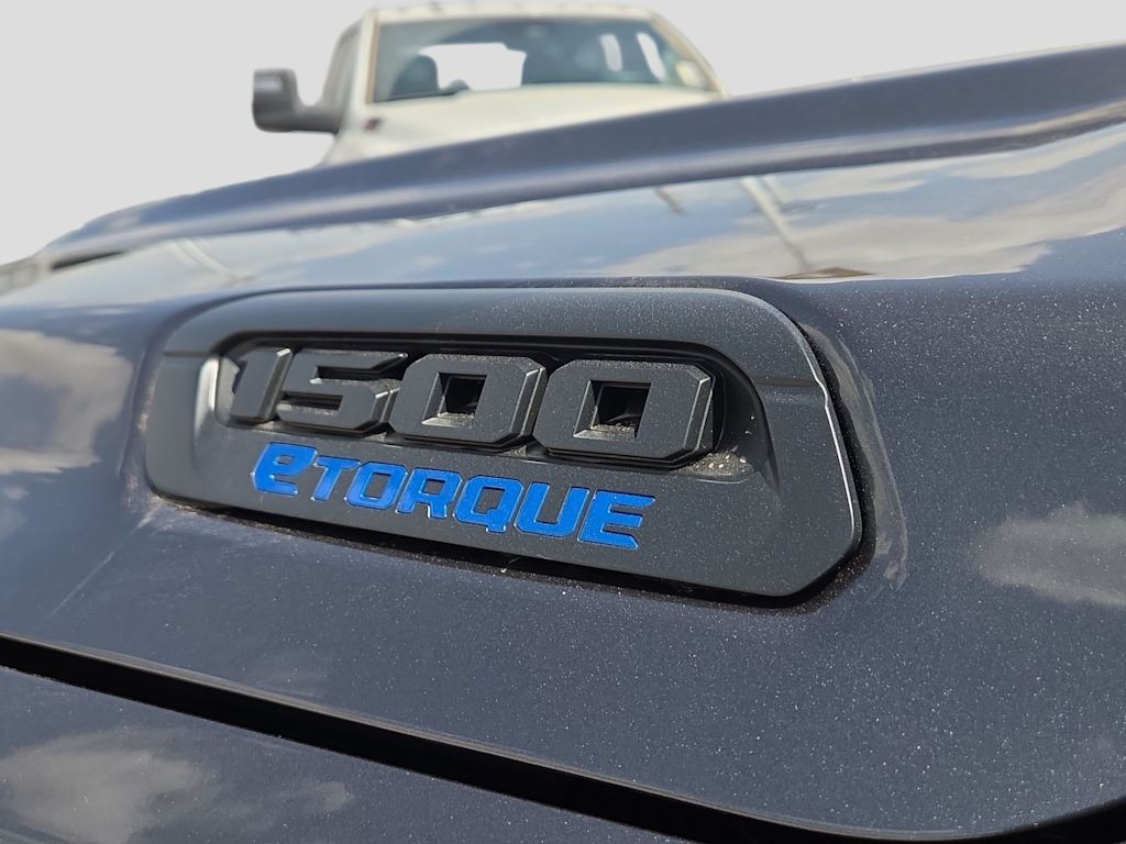 Thumbnail: 2026 RAM 1500 - 6