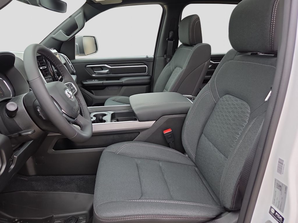 Thumbnail: 2026 RAM 1500 - 9