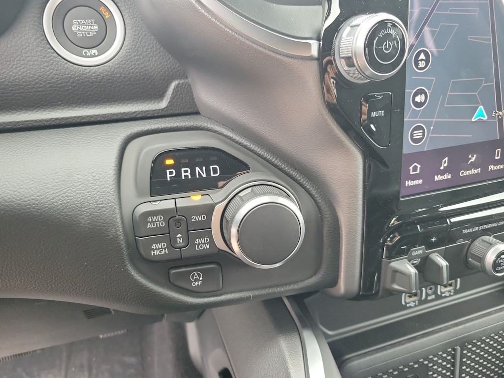 Thumbnail: 2026 RAM 1500 - 25