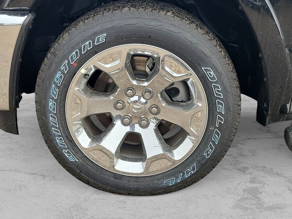 Thumbnail: 2026 RAM 1500 - 8