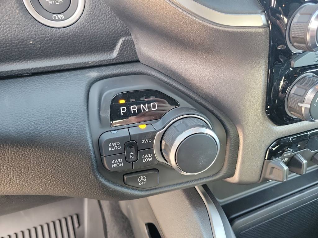 Thumbnail: 2026 RAM 1500 - 15