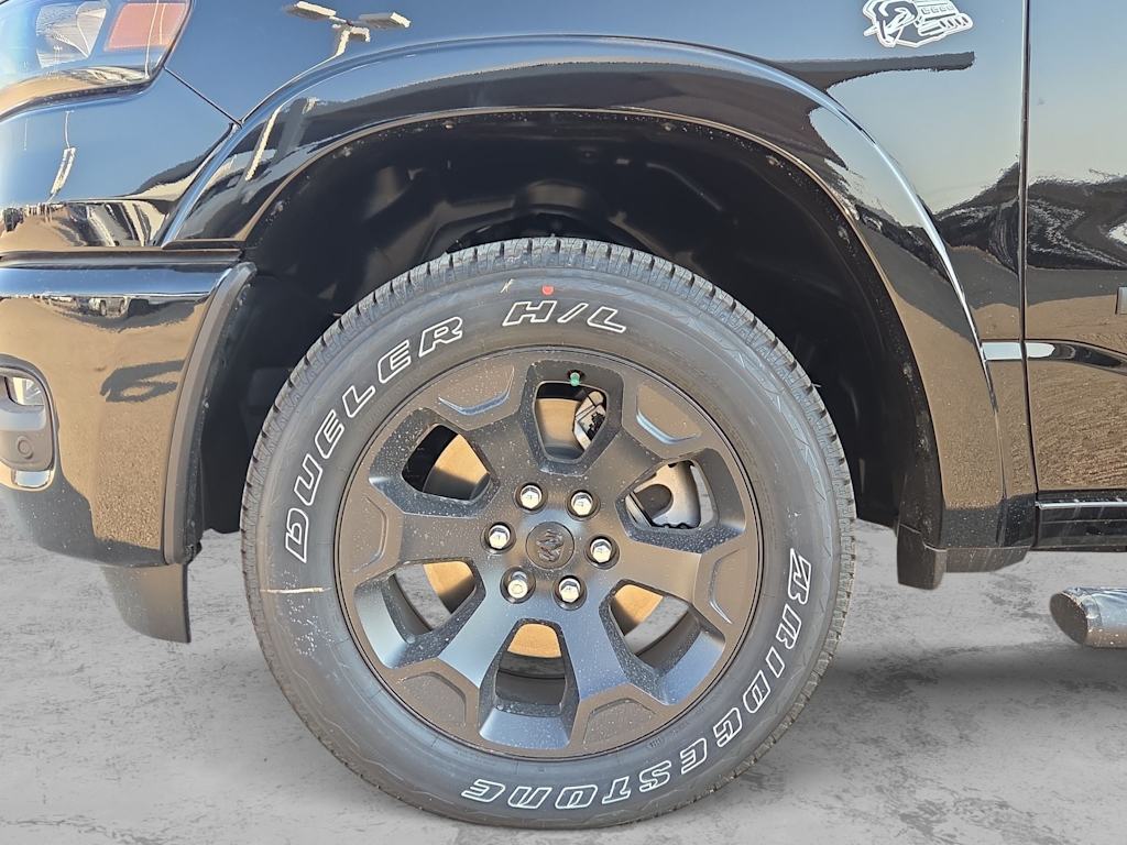 Thumbnail: 2026 RAM 1500 - 8