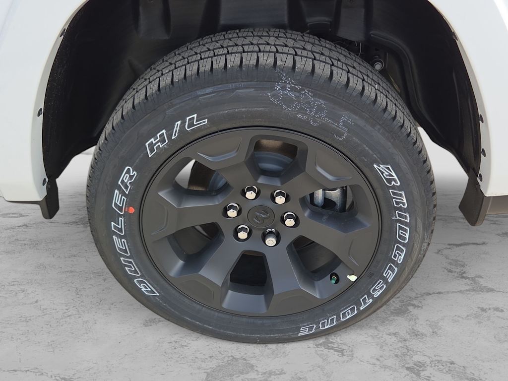 Thumbnail: 2026 RAM 1500 - 8