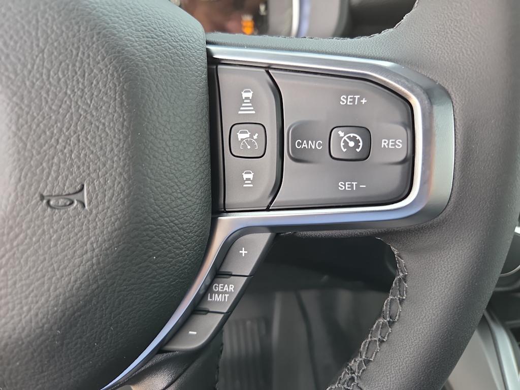 Thumbnail: 2026 RAM 1500 - 28