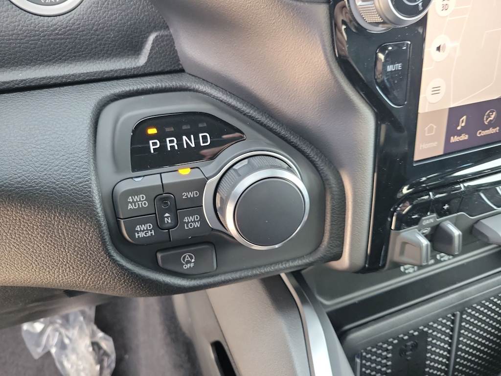 Thumbnail: 2026 RAM 1500 - 14