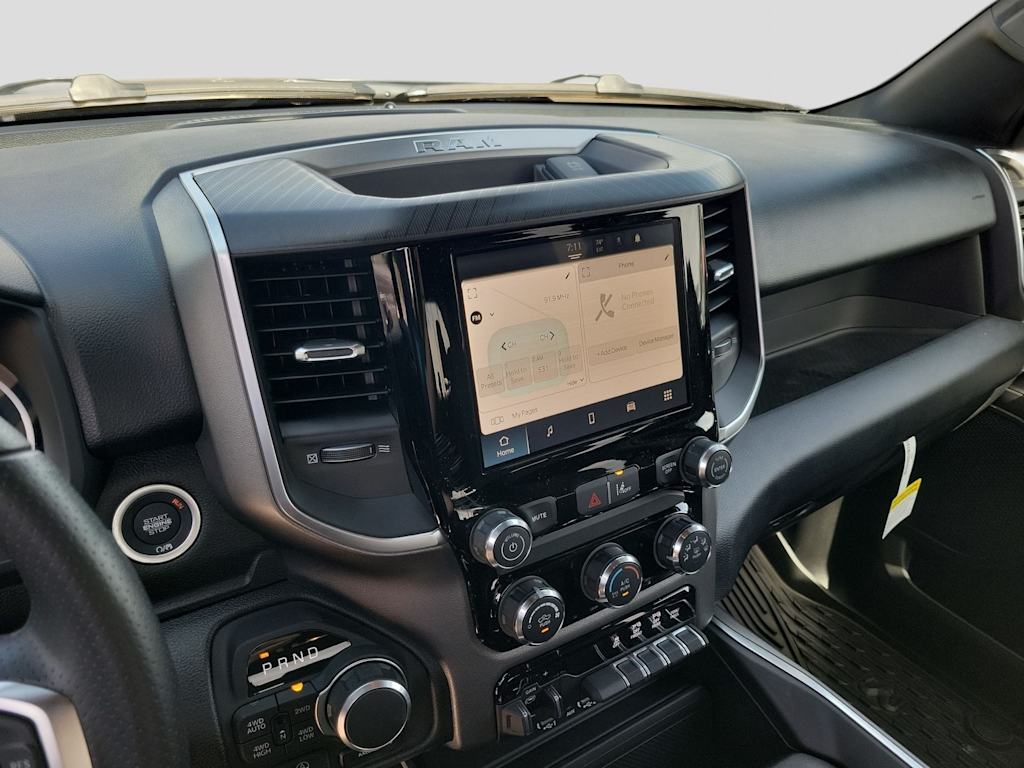 Thumbnail: 2026 RAM 1500 - 15